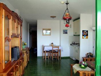 Surycan – Wohnküche mit Essplatz